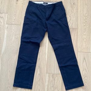 Banana Republic Khaki. Size: 32x30
